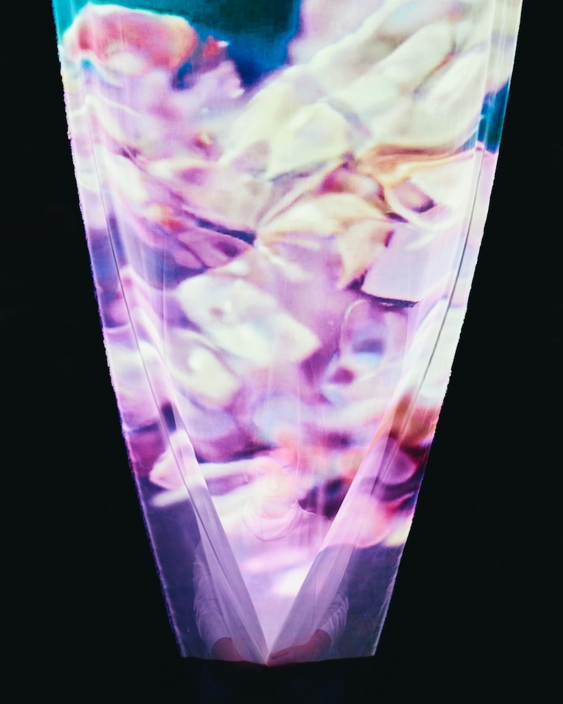 Image from 'Esoteric'